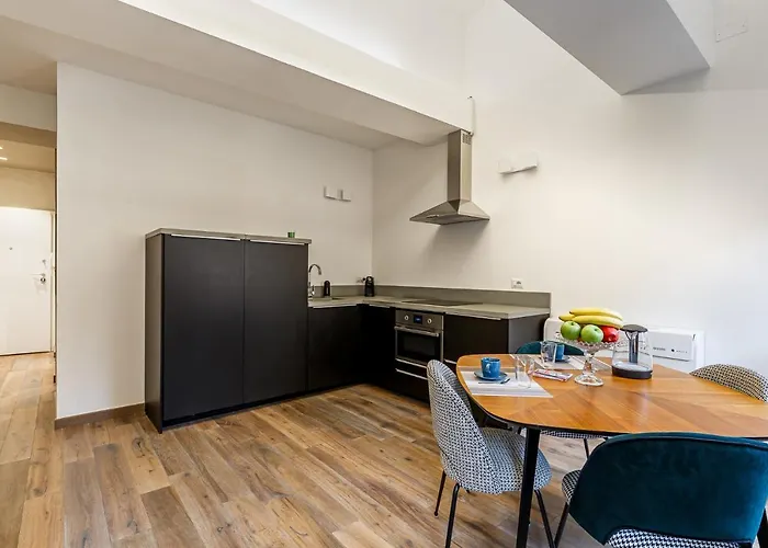 Zambo Chic A Due Passi Dal Centro Di Bologna